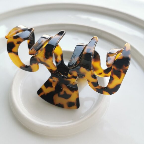 Black Brown Tortoise Shell Wave Striped Hair Claw Clip - Picture 3 of 3